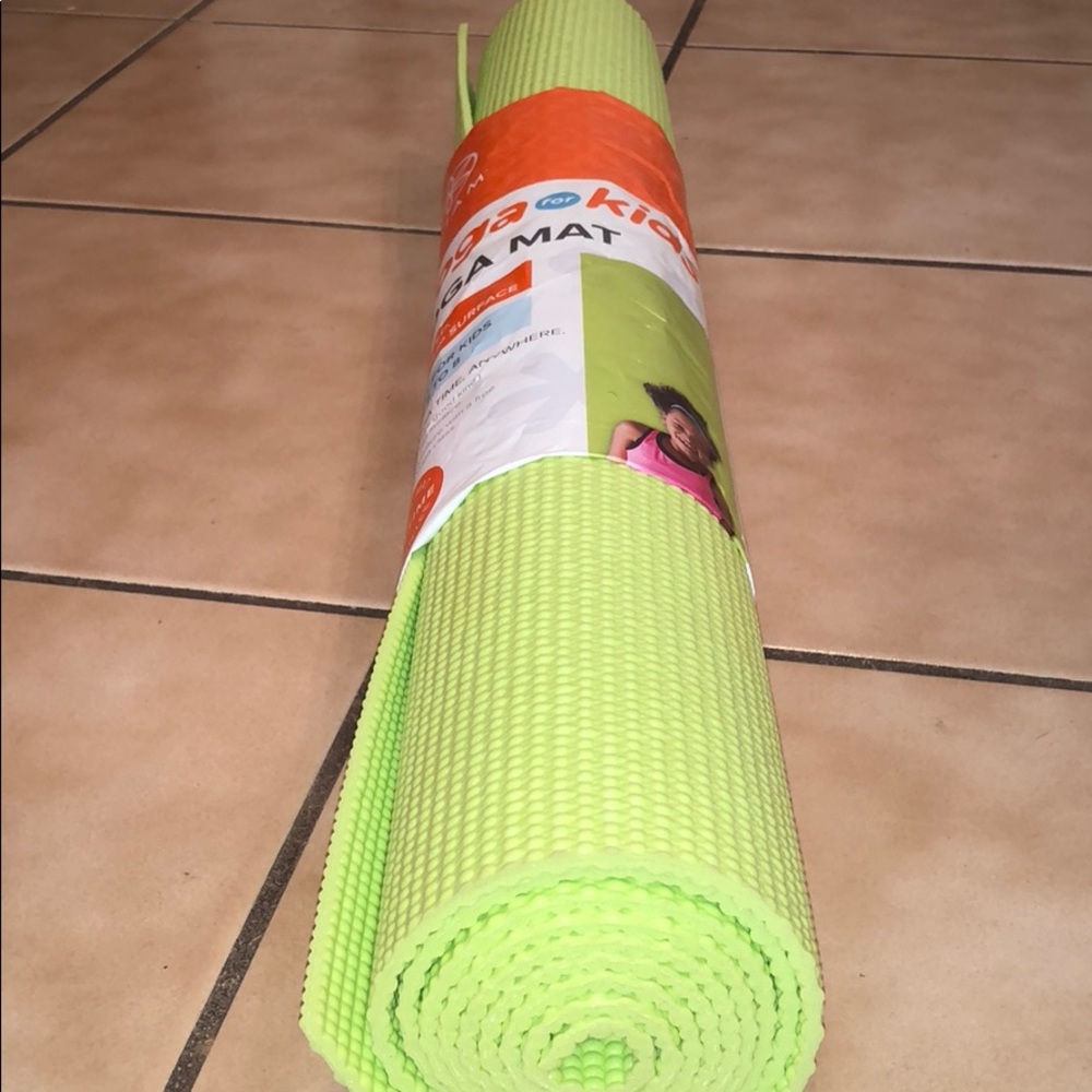 Brand new kids yoga mat never used